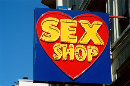 1162768264 sexshop2